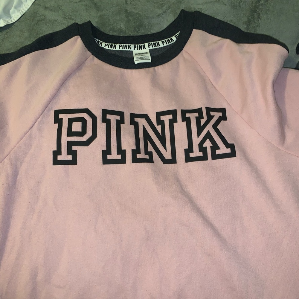 PINK crew neck size M